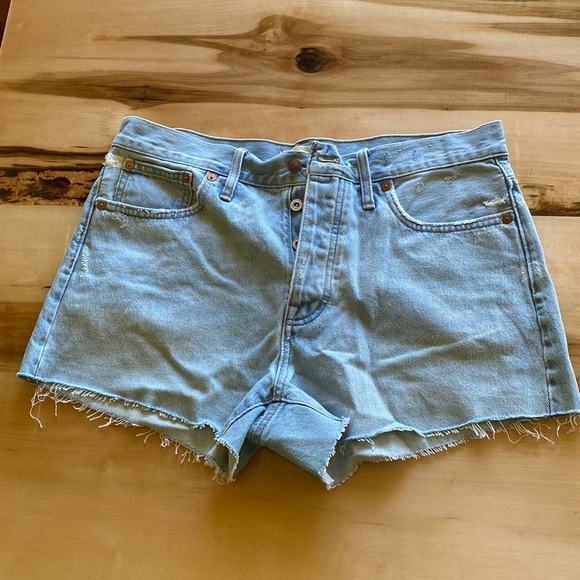 Madewell Light Wash Jean Shorts Size 29 - Picture 1 of 6